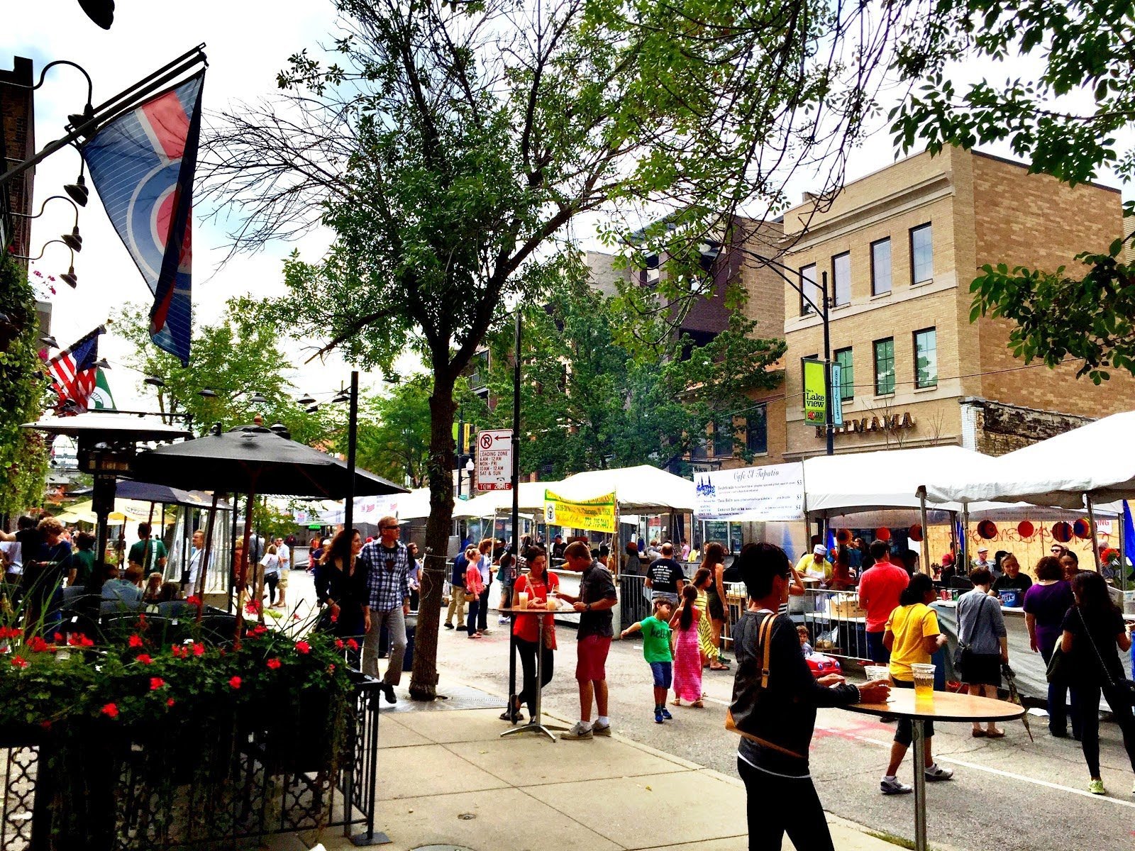 Street fests in Chitown Chicago Waffles